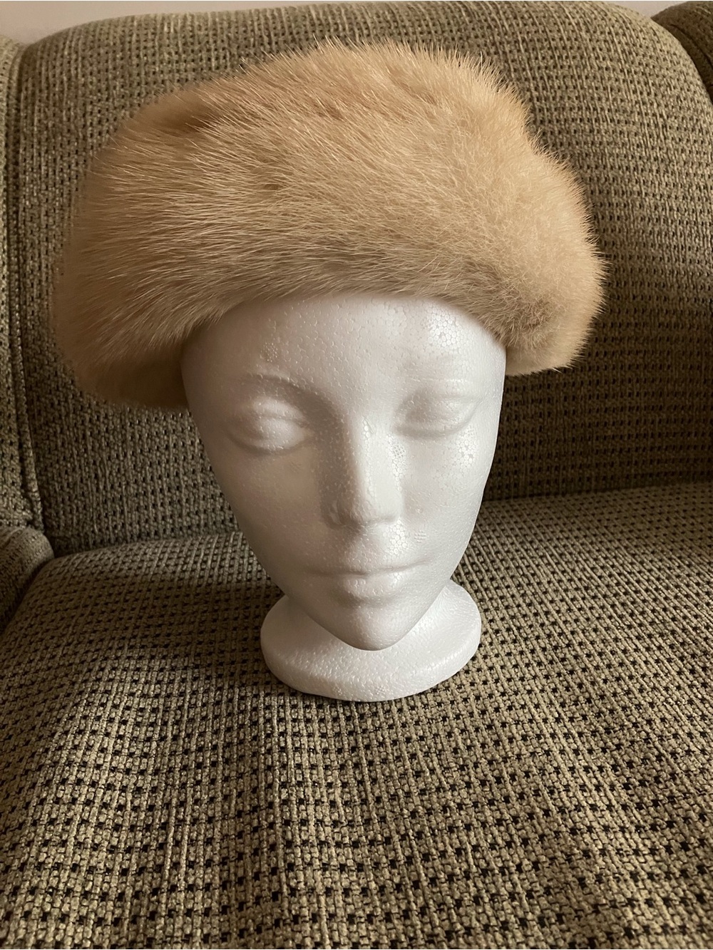 Vintage 1950”s Mink Fur Pillbox Hat